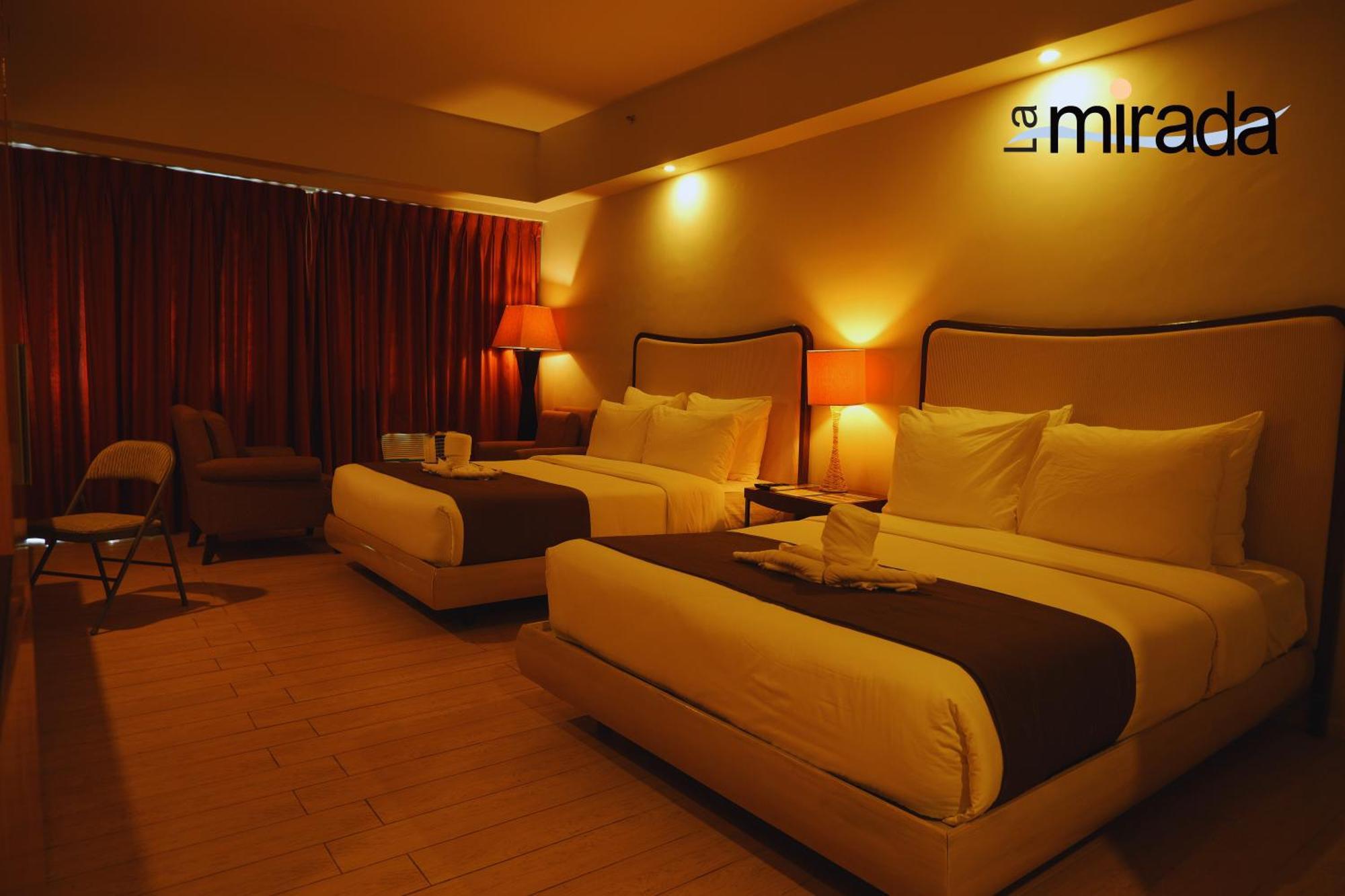 סבו La Mirada Hotel מראה חיצוני תמונה