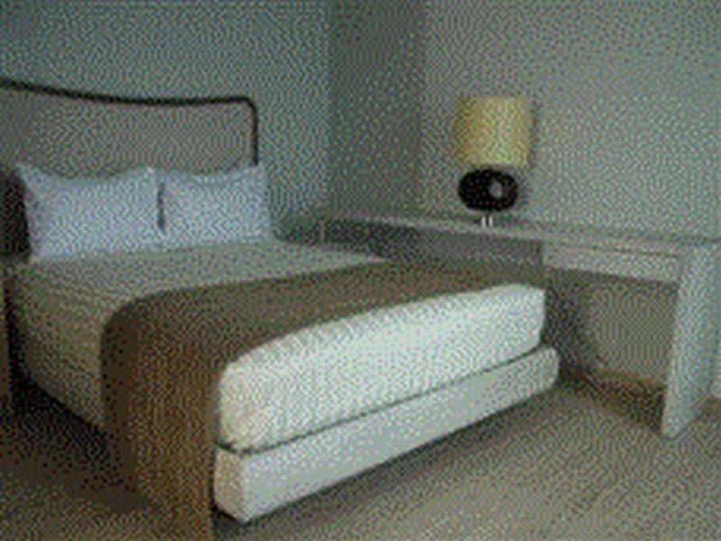סבו La Mirada Hotel מראה חיצוני תמונה
